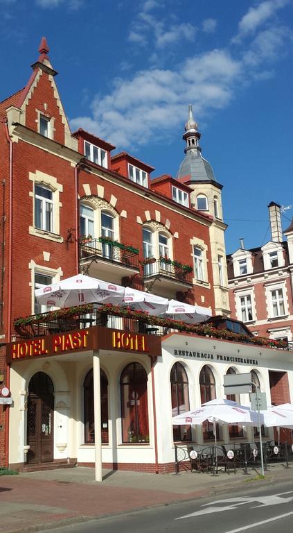 Hotel Piast Słupsk Kültér fotó