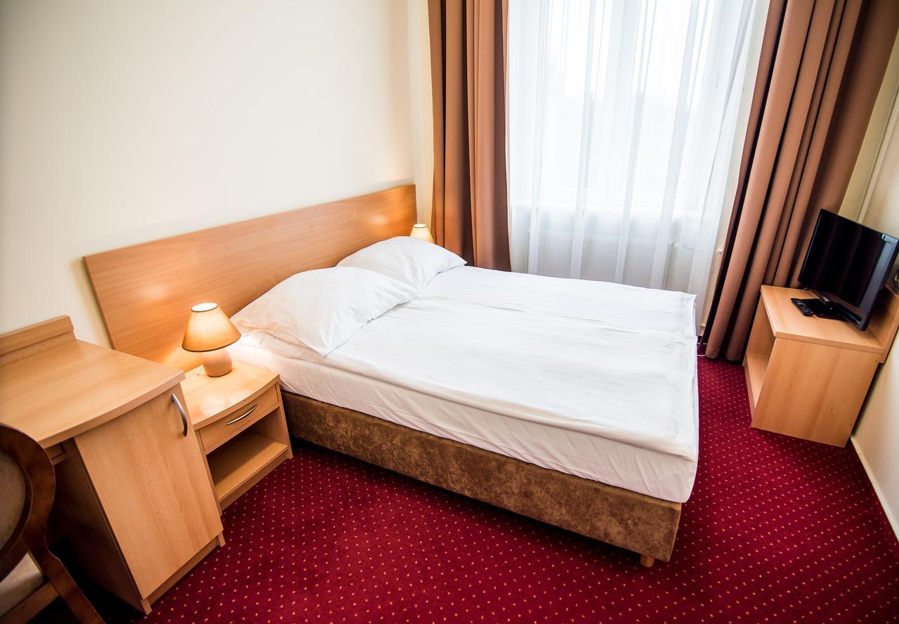 Hotel Piast Słupsk Kültér fotó